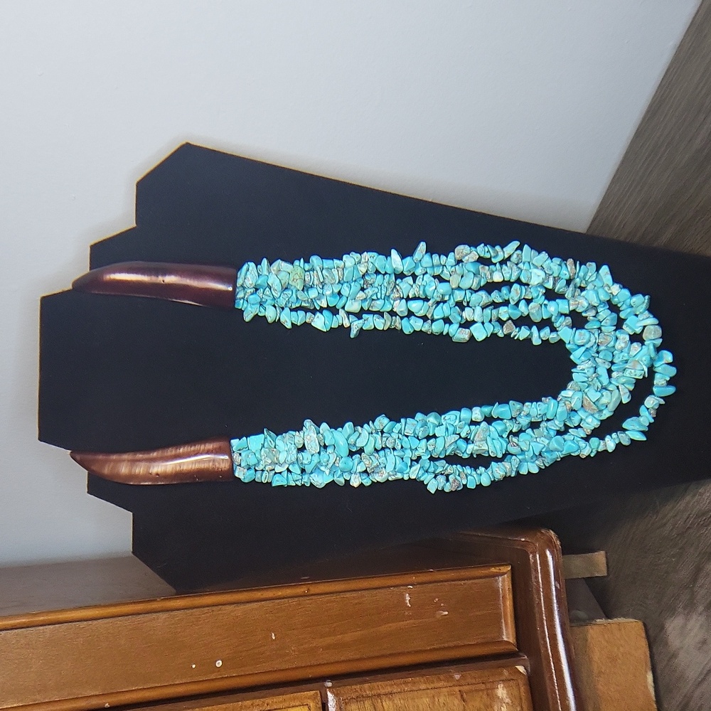 Gardenia Turquoise Necklace